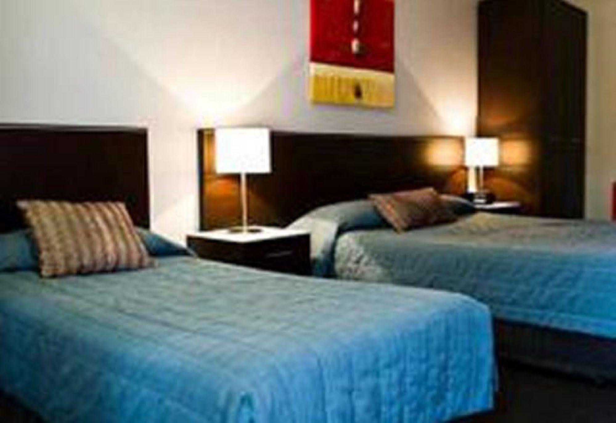 Muster Motel